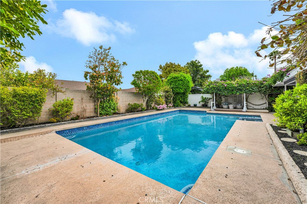 17830 Winterberry Street