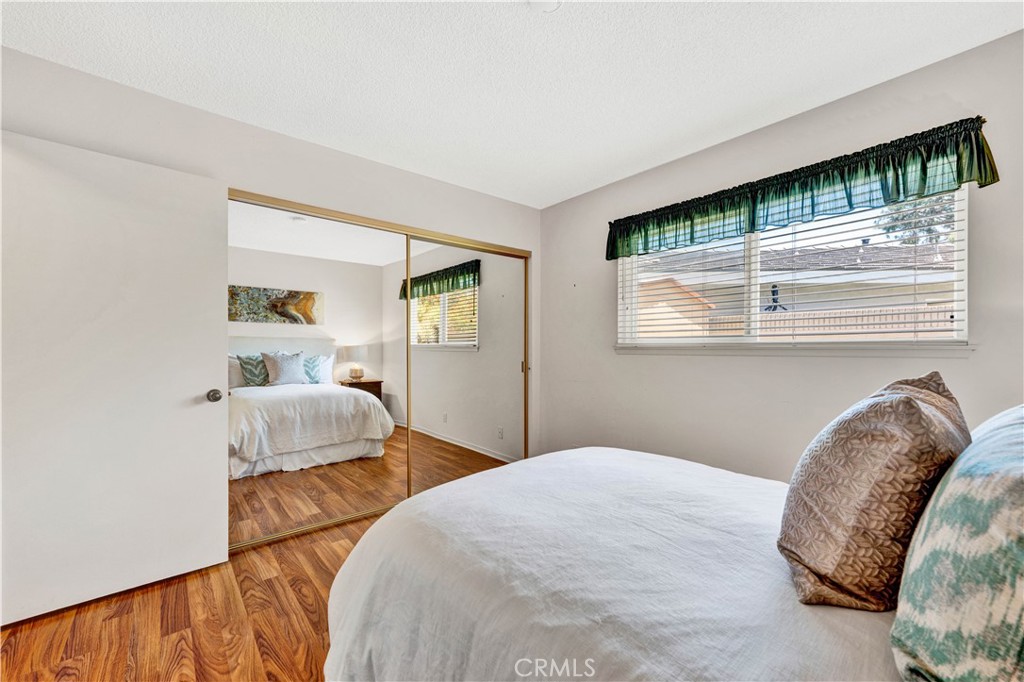 10924 Nighthawk Circle