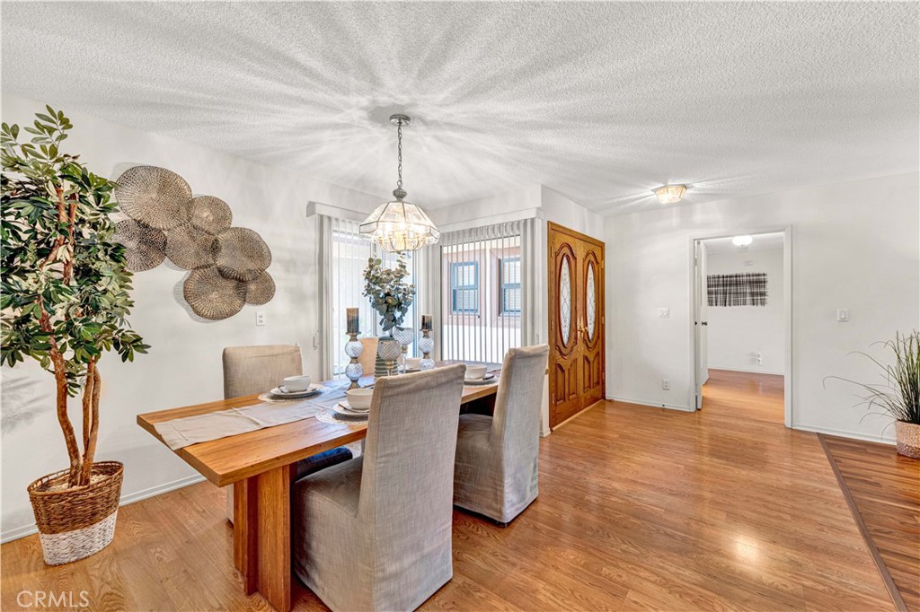 10924 Nighthawk Circle