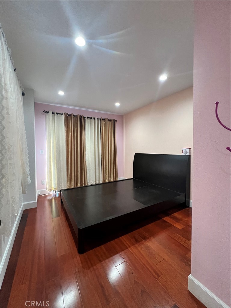 8724 Mar Drive 17