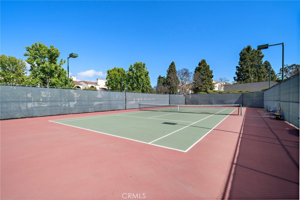 5145 Tortuga Drive 207