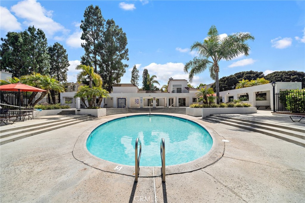 5145 Tortuga Drive 207