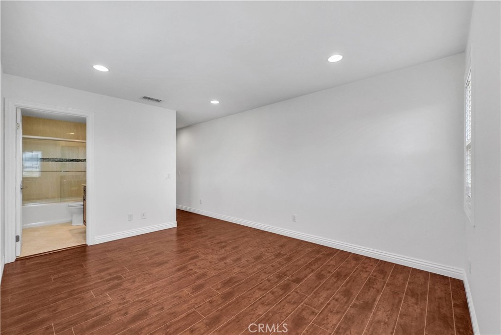 9588 Shimizu River Circle