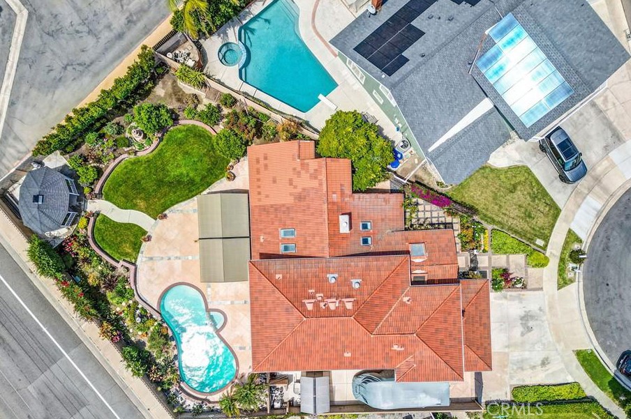 9588 Shimizu River Circle