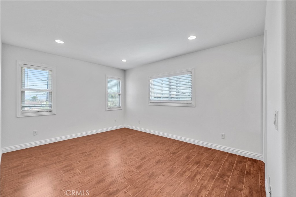 9588 Shimizu River Circle