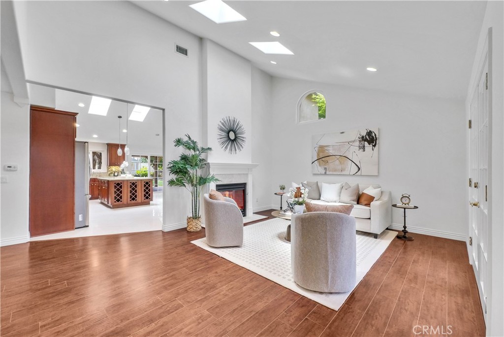 9588 Shimizu River Circle