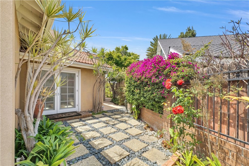 9588 Shimizu River Circle