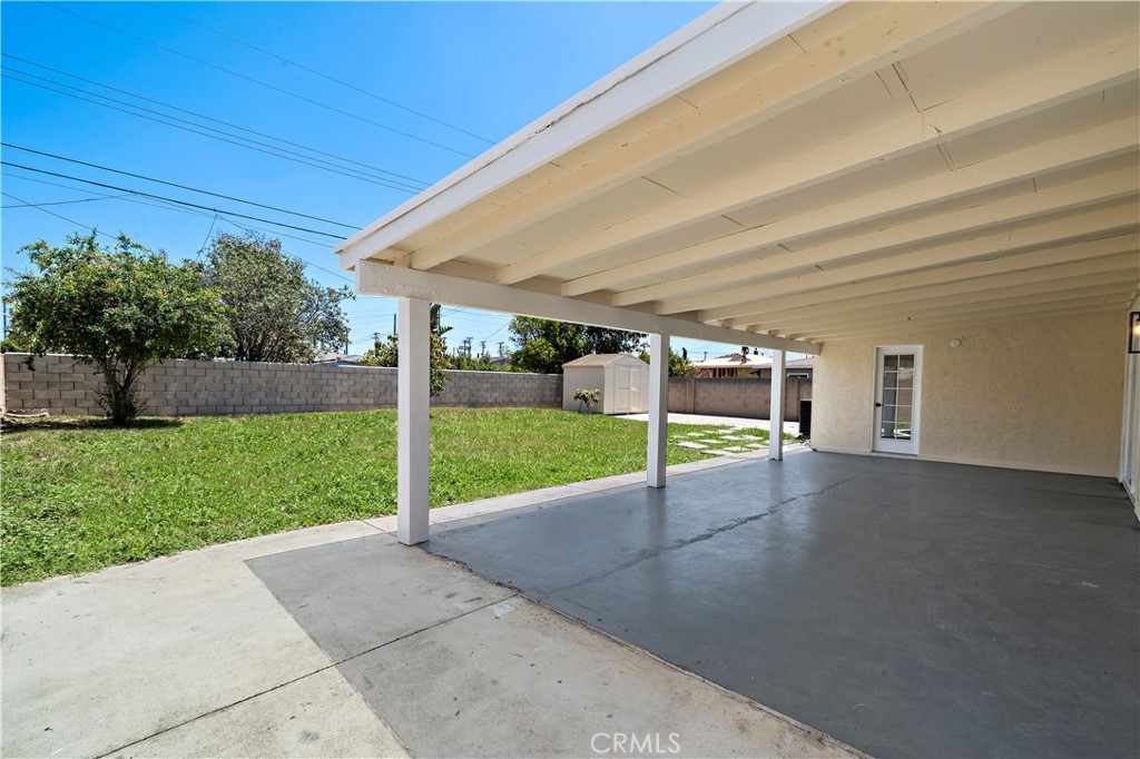 13112 Palomar Street