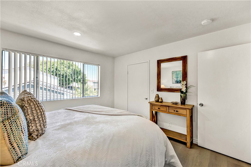 13338 Woodbrook Circle