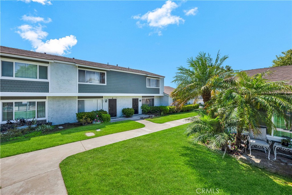 13338 Woodbrook Circle