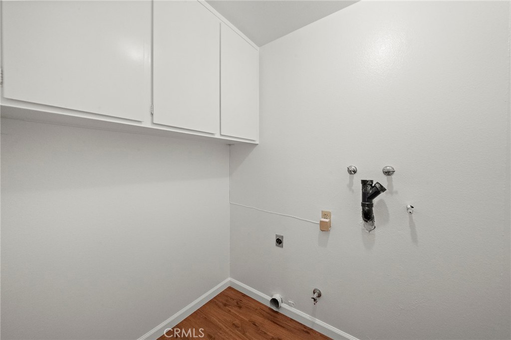 8604 Bluebird Avenue