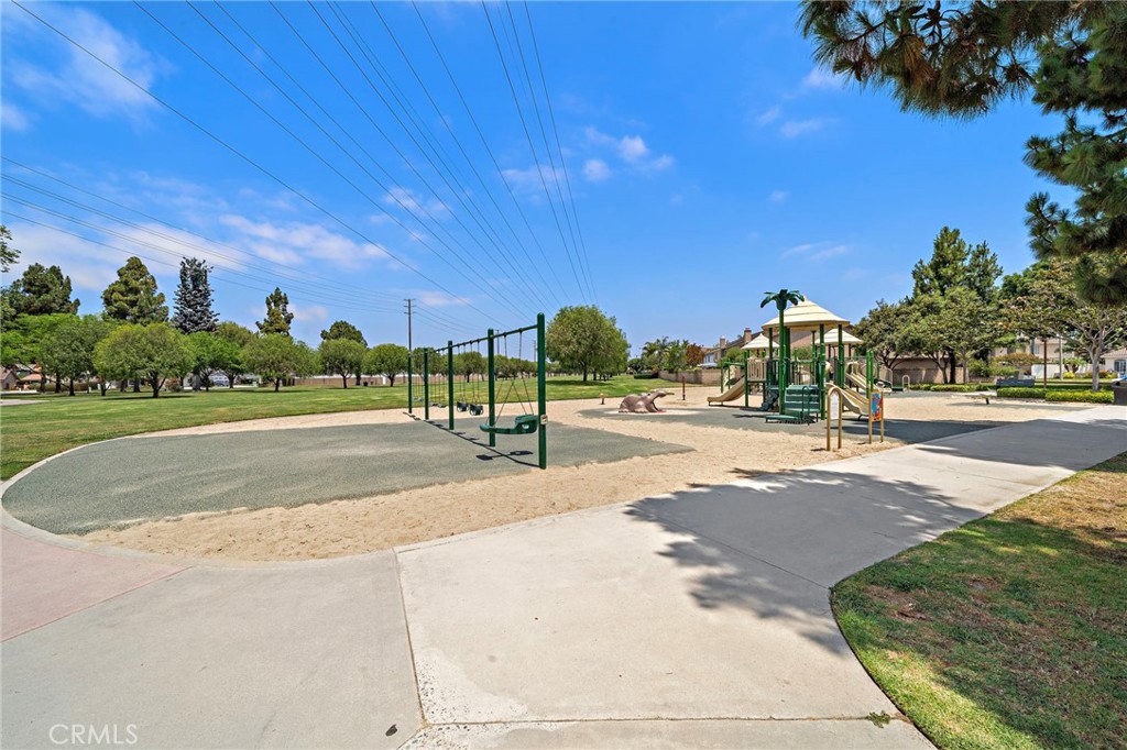 8604 Bluebird Avenue