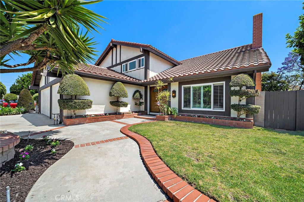 8604 Bluebird Avenue