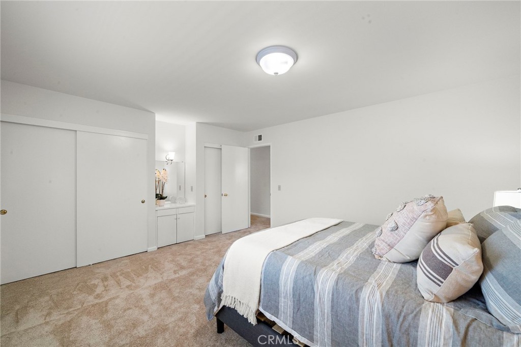 8604 Bluebird Avenue