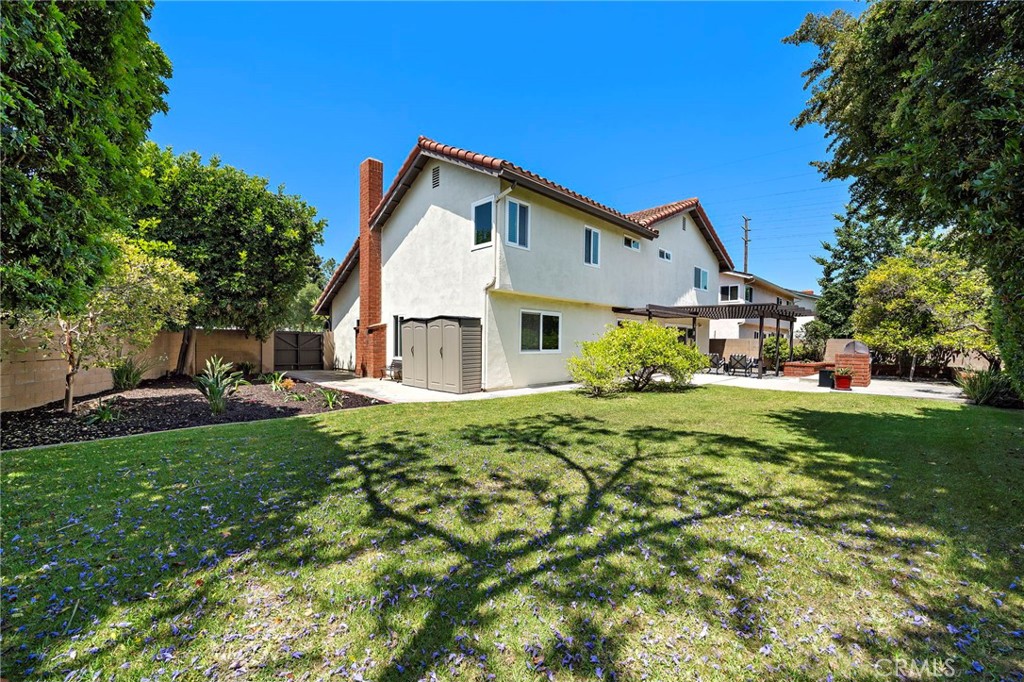 8604 Bluebird Avenue