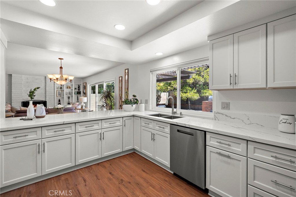 8604 Bluebird Avenue