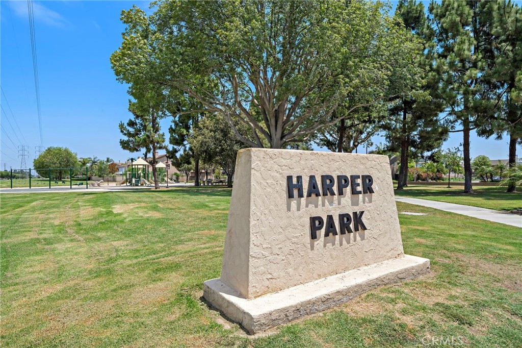 8604 Bluebird Avenue