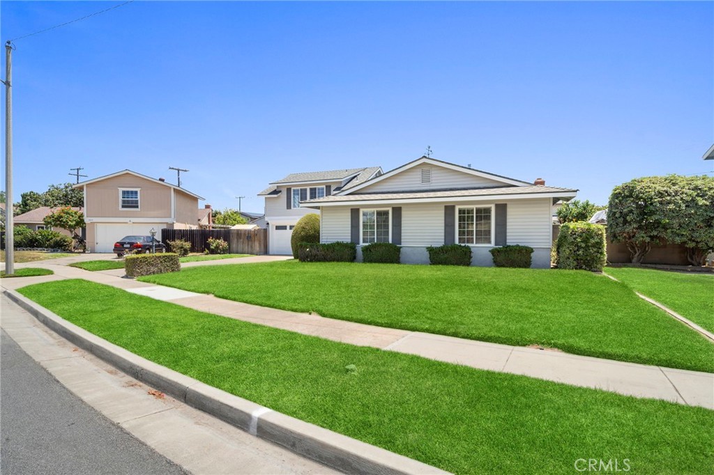 16660 Spruce Circle