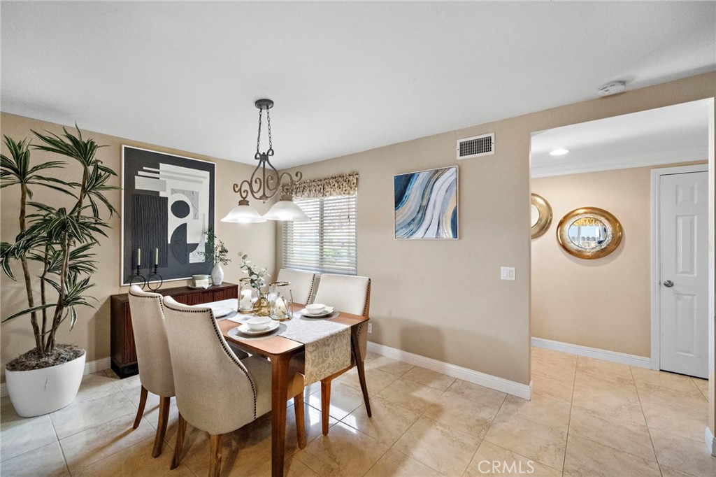 18452 Tamarind Street