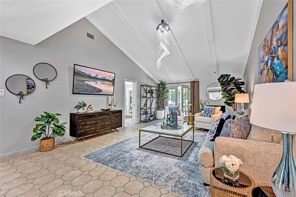 10912 Nighthawk Circle
