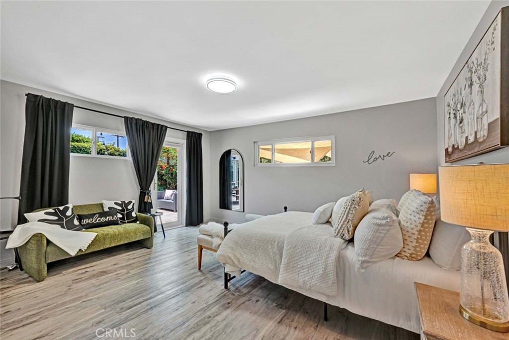 10912 Nighthawk Circle