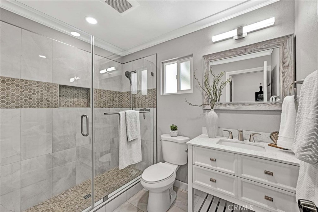 10912 Nighthawk Circle