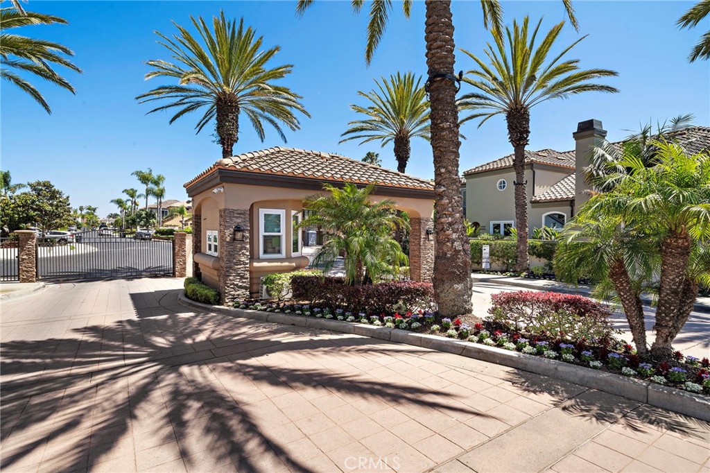 19025 Bayhill Lane