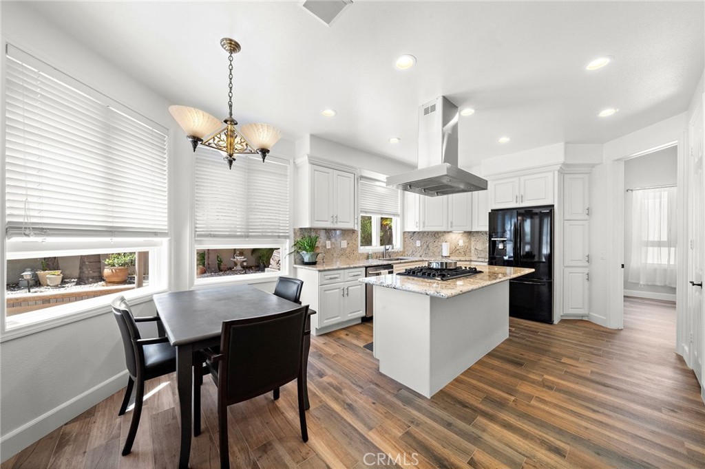 19025 Bayhill Lane