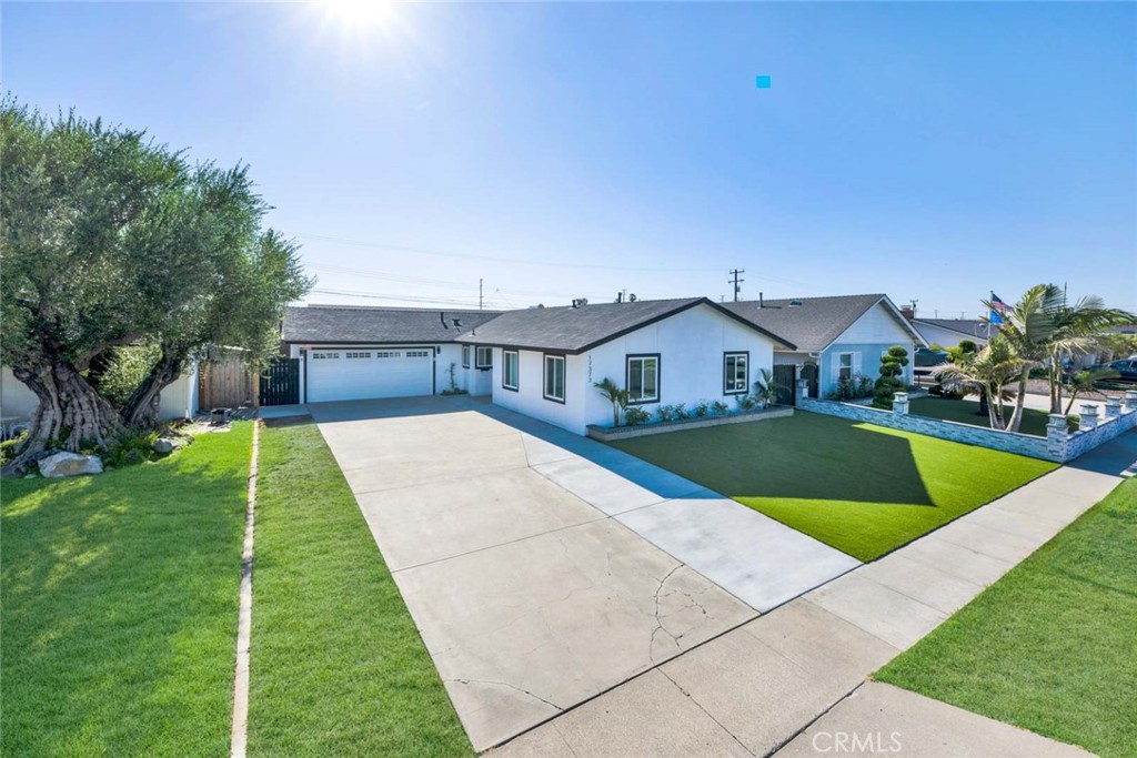 17373 Santa Maria Street