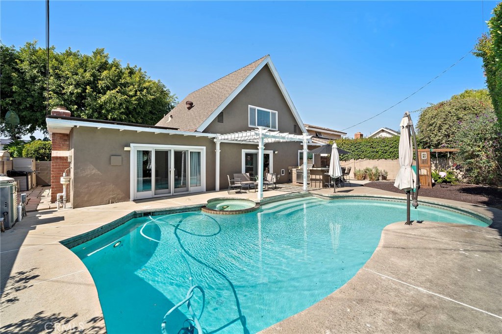 9168 El Azul Circle