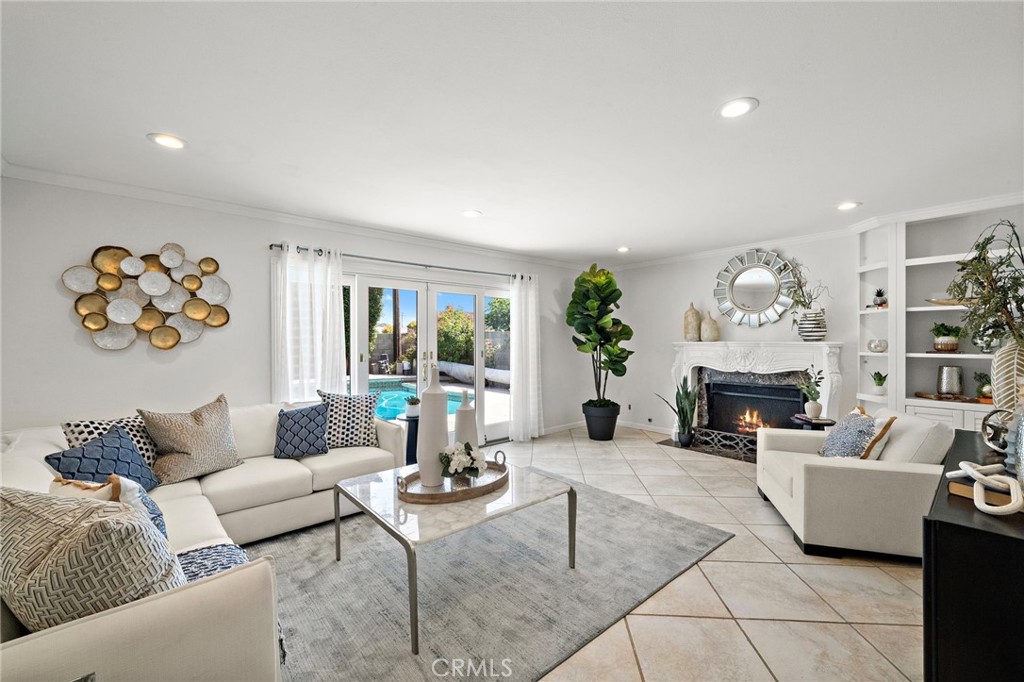 9168 El Azul Circle