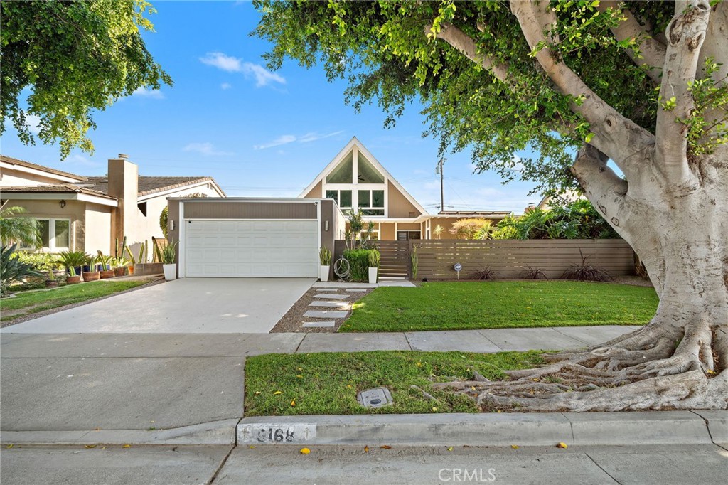 9168 El Azul Circle