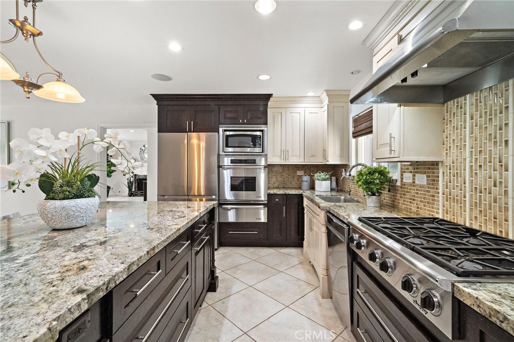 9168 El Azul Circle