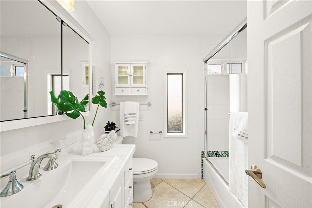 9168 El Azul Circle