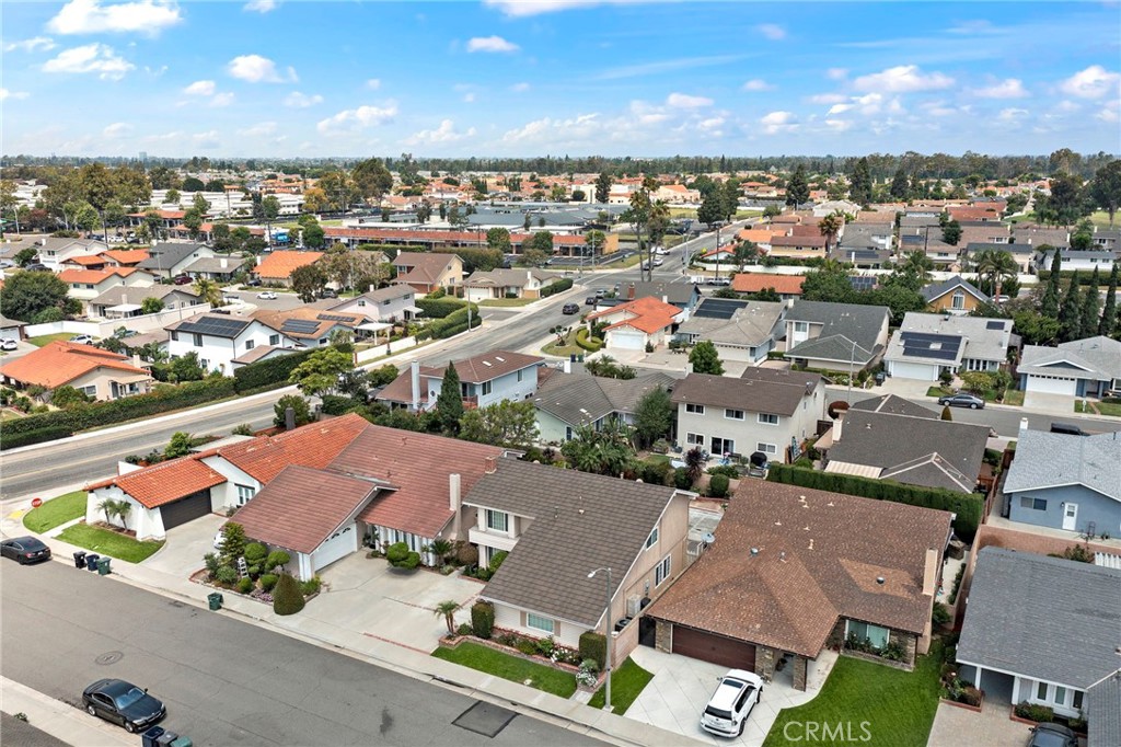 10667 La Bahia Avenue