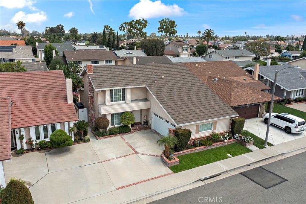 10667 La Bahia Avenue