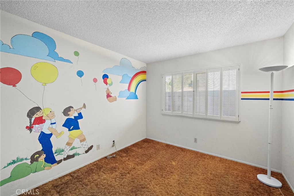 11551 Gladstone Circle