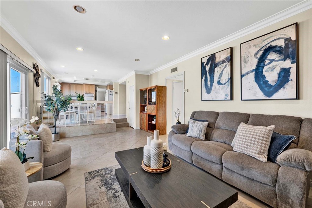 9225 Hays River Circle