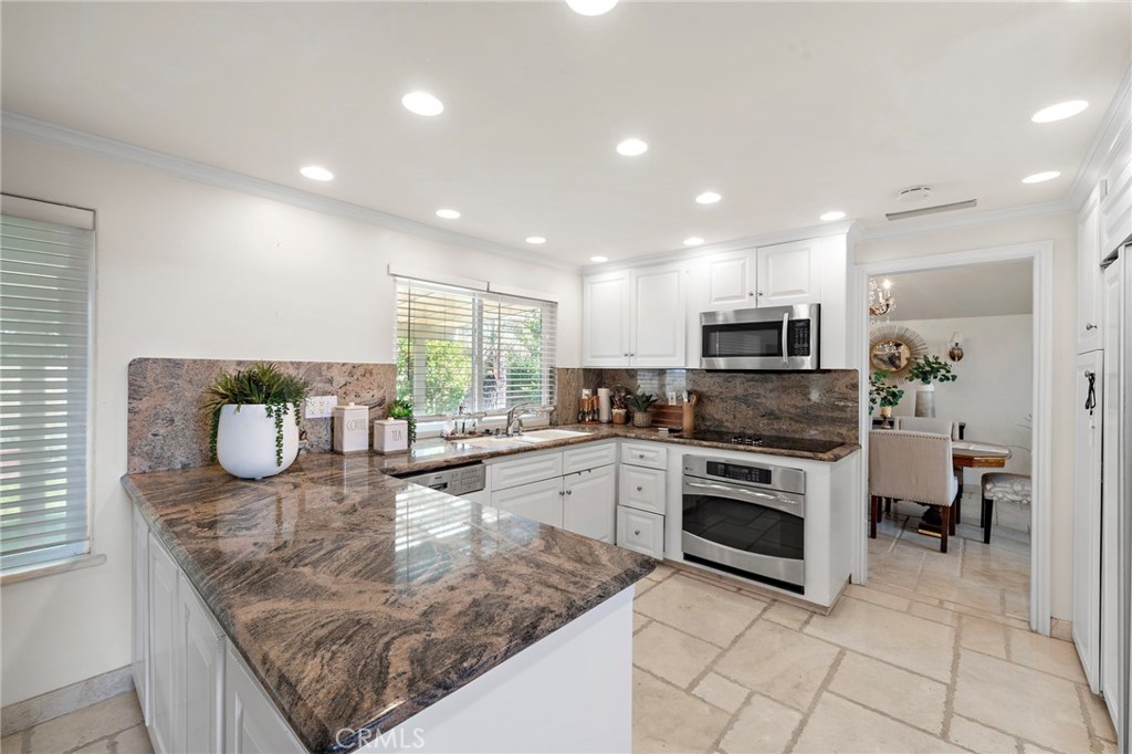 16148 Caribou Street