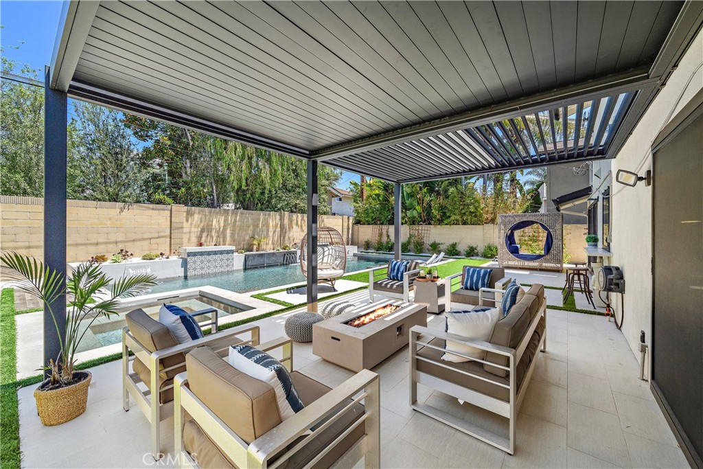 6431 Reubens Drive
