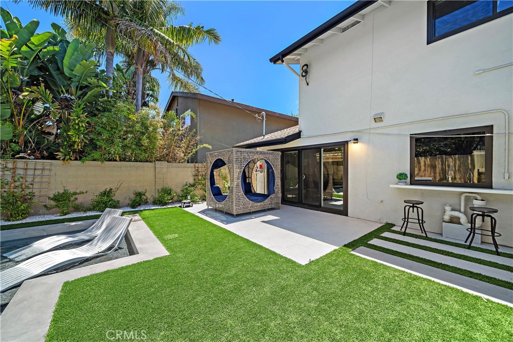 6431 Reubens Drive