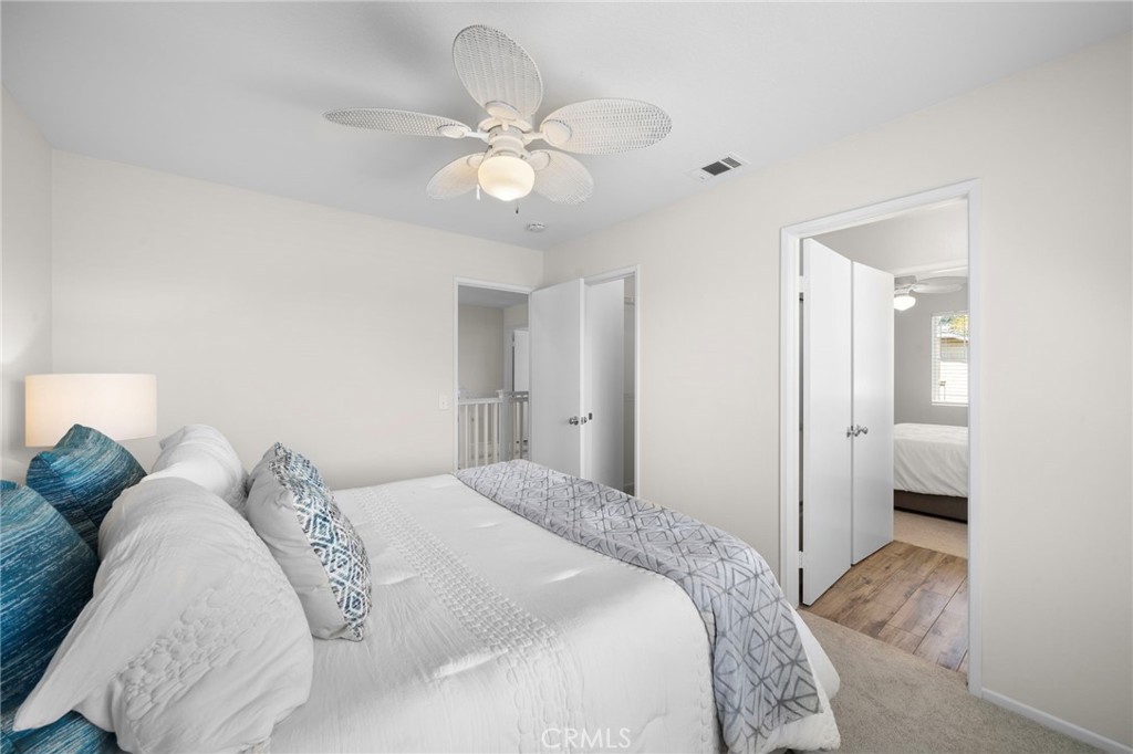 2855 N Santa Fe Place