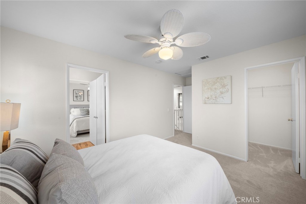 2855 N Santa Fe Place