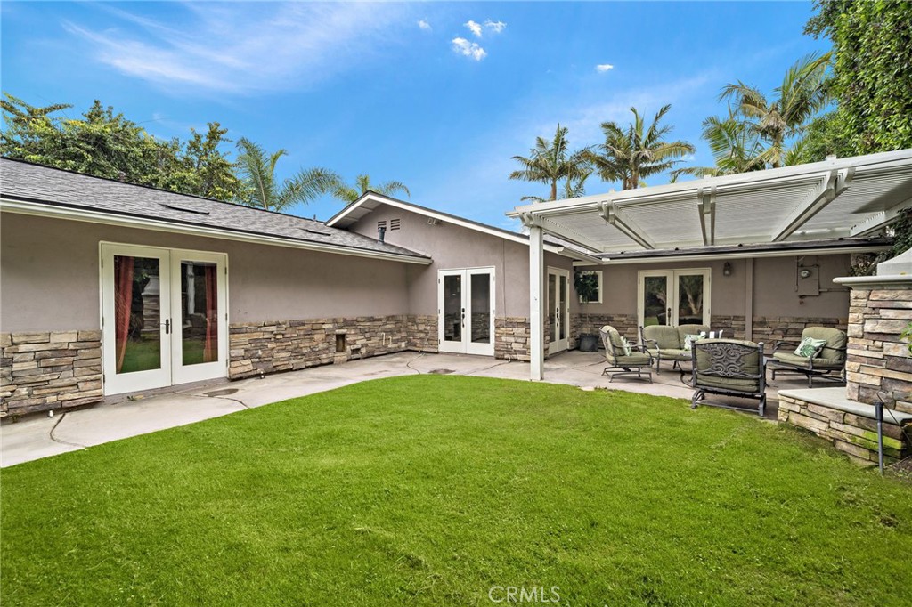 17327 Santa Lucia Street