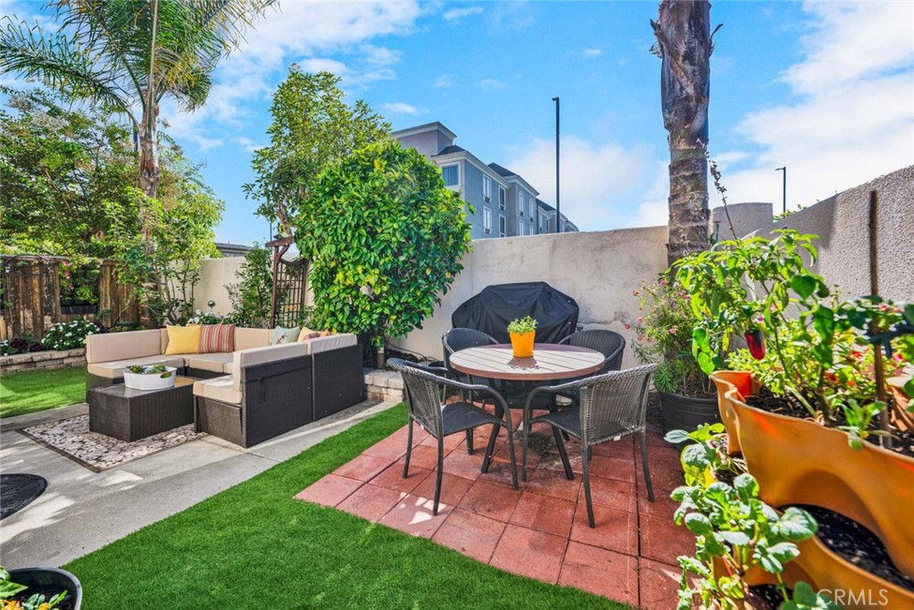 17537 Reflections Court