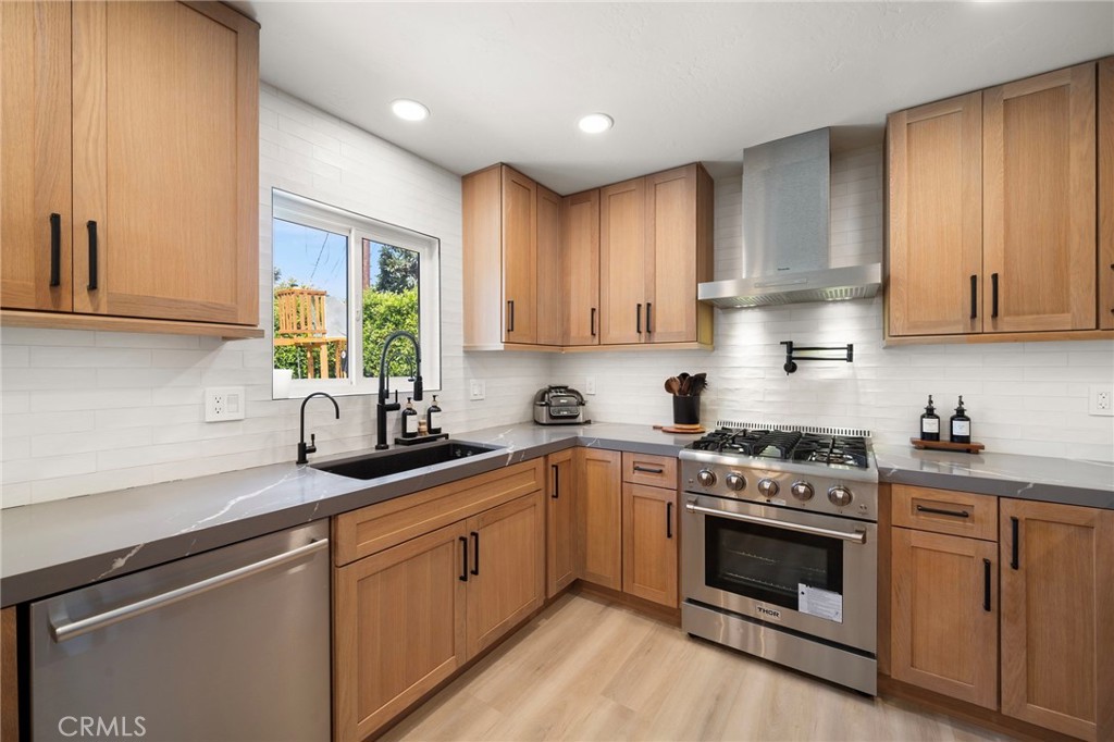 4951 Maui Circle