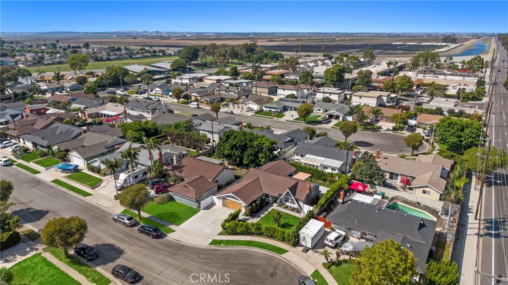 4951 Maui Circle