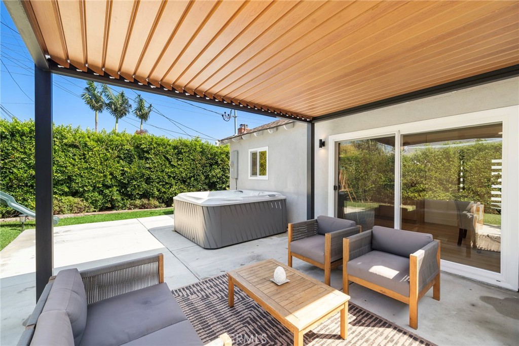 4951 Maui Circle