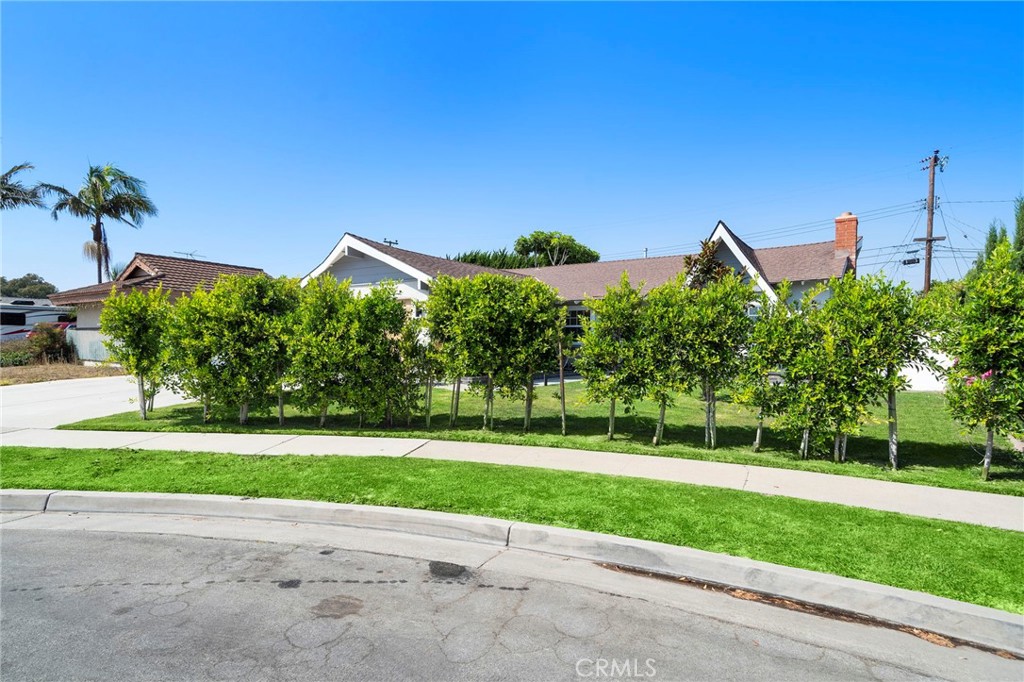 4951 Maui Circle