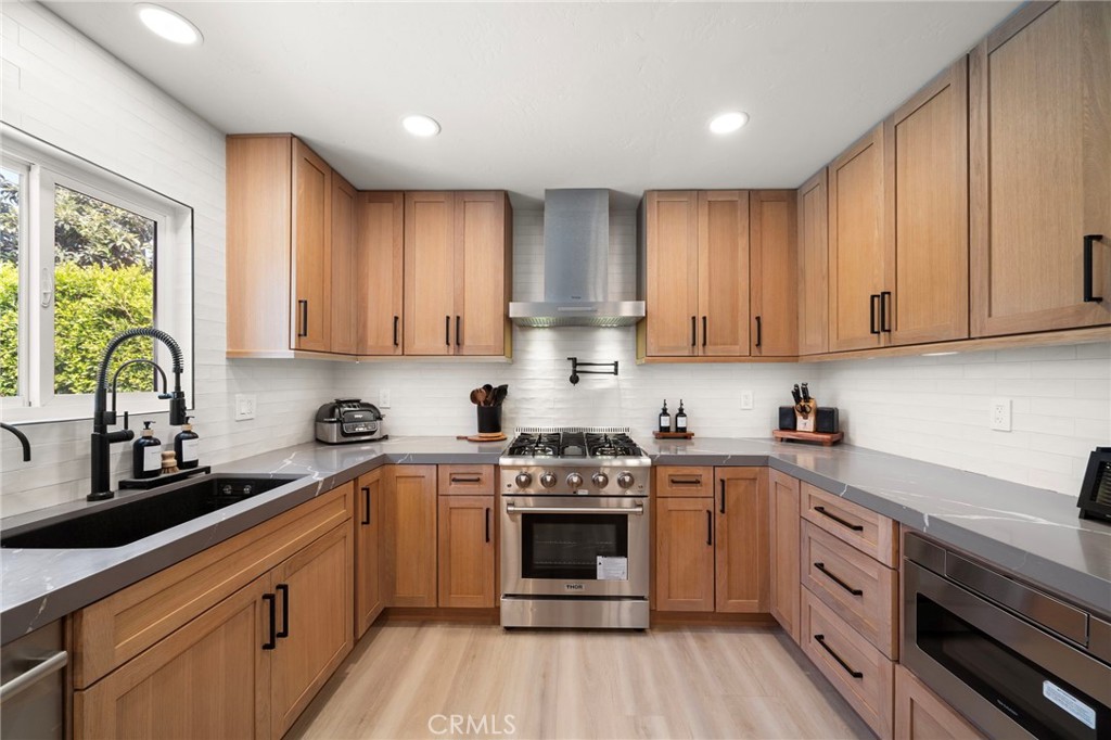 4951 Maui Circle